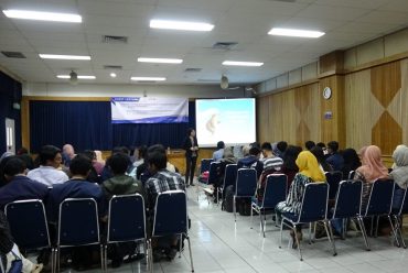 Guest Lecture : Microbiology Study Program, SITH ITB (Dr. Umaporn Uawisetwathana and Dr. Jomar Rabajante)