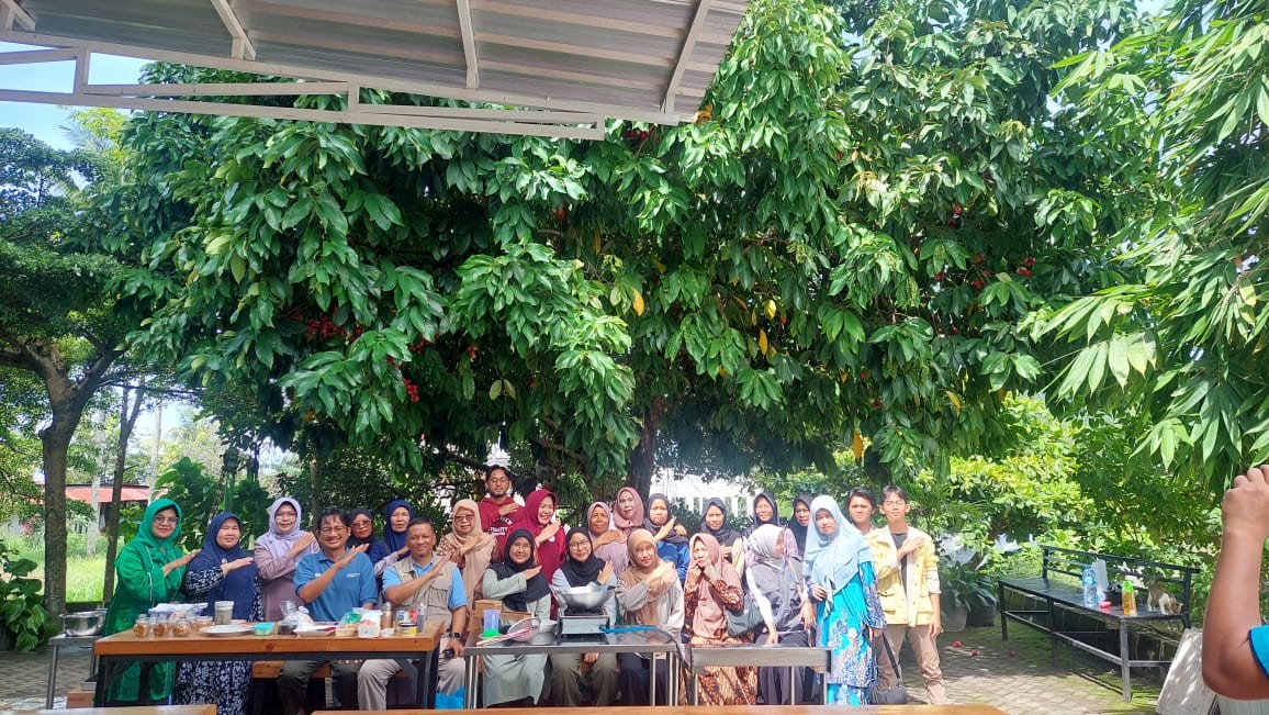 Dosen SITH ITB Terlibat Langsung dalam Tanggap Bencana dan Pemulihan Ekonomi Warga di Padang