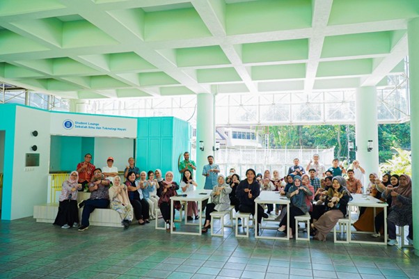 Peresmian Student Lounge dan Ruang Seminar SITH: Wujud Bakti Alumni untuk Almamater