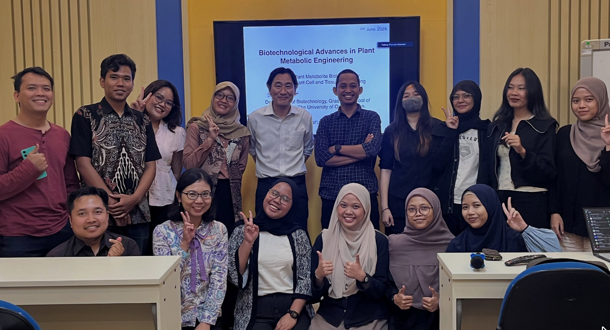 Kuliah Tamu SITH ITB: Prof. Hikaru Seki Paparkan Inovasi Rekayasa Metabolisme Tanaman