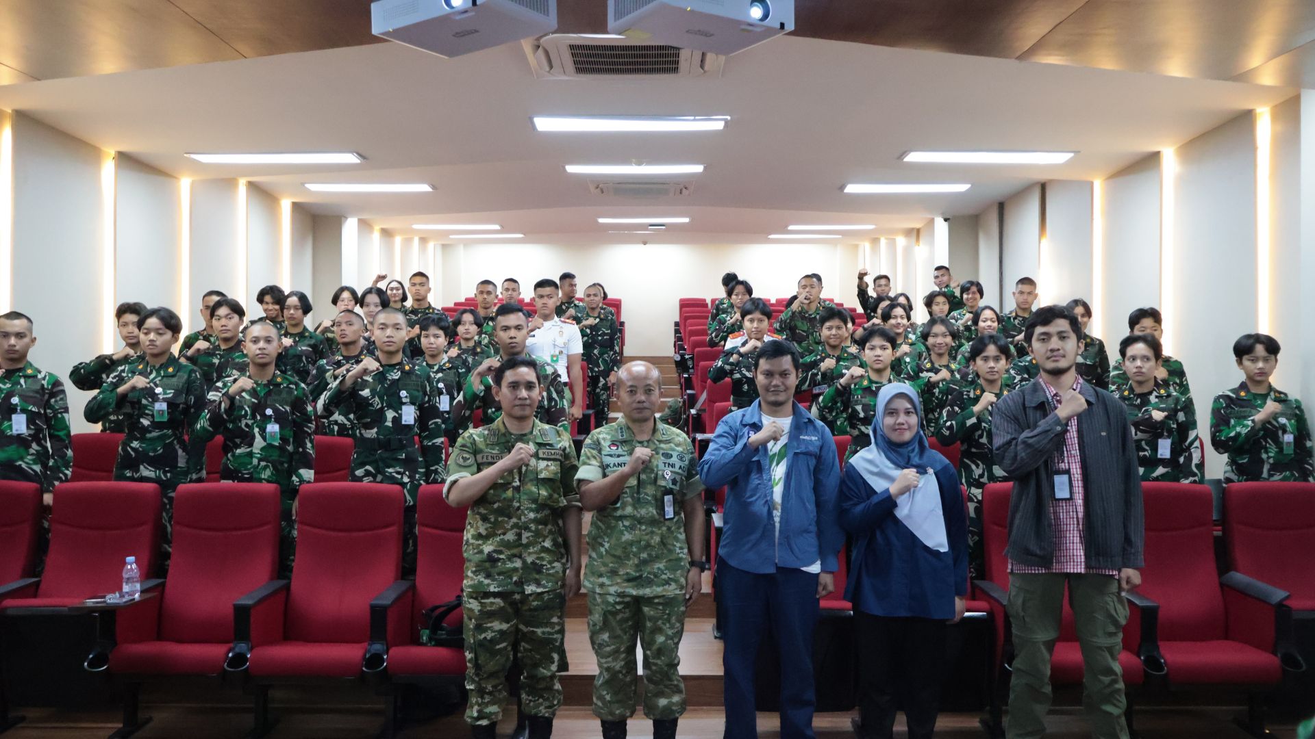 Herbarium SITH ITB Edukasi Mahasiswa Unhan tentang Strategi Dokumentasi Flora Nusantara