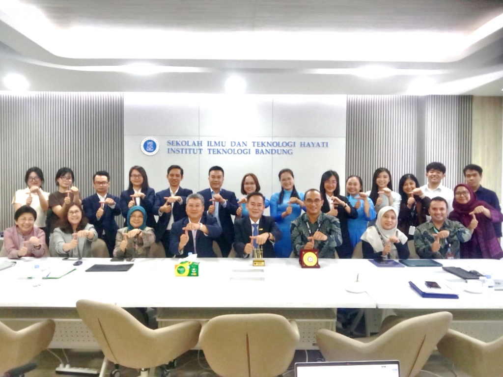CTUMP Vietnam Kunjungi SITH ITB dan Tandatangani MoA untuk Memperkuat Kolaborasi Akademik