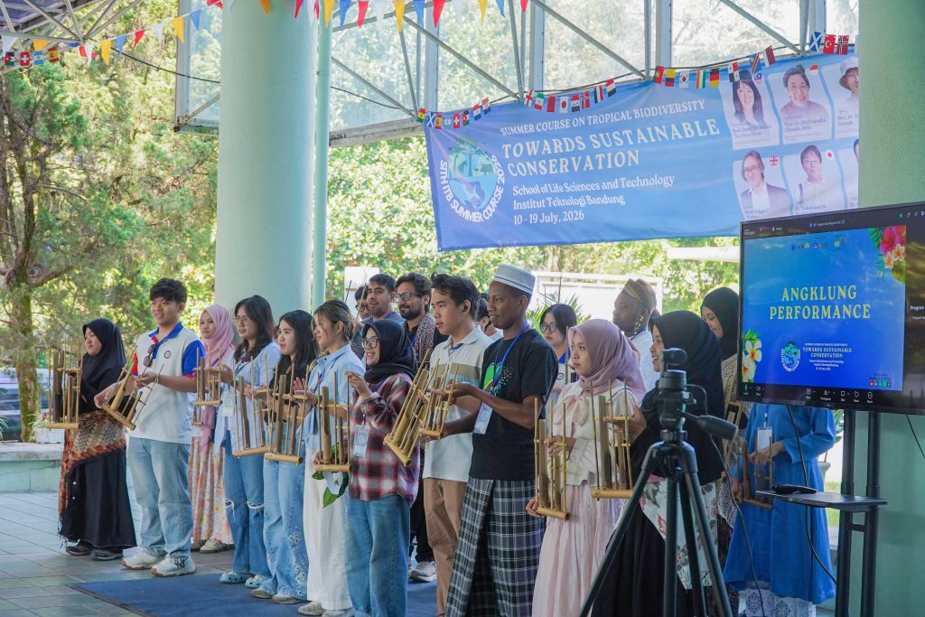 Tropical Biodiversity Summer Course 2026 Resmi Berakhir, SITH ITB Dorong Kolaborasi Global bagi Masa Depan Konservasi